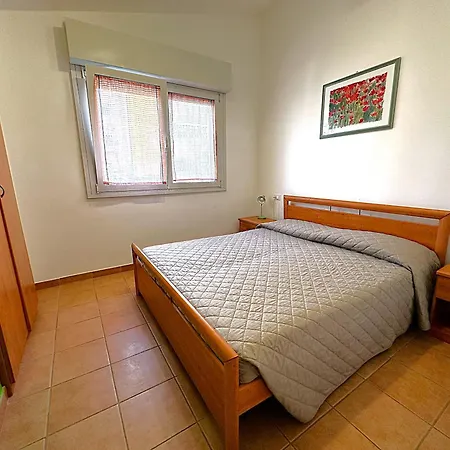 Polluce Apartment